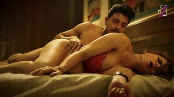 Delhi milf actress Neha Gupta hot sex scene & expressions